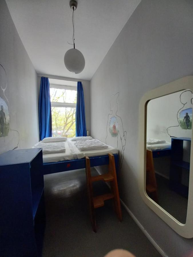 Instantsleep Backpackerhostel St Pauli Hamburg Ngoại thất bức ảnh